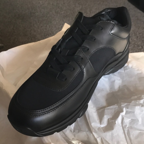 Authentic Chanel shoes - Picture 3 of 3